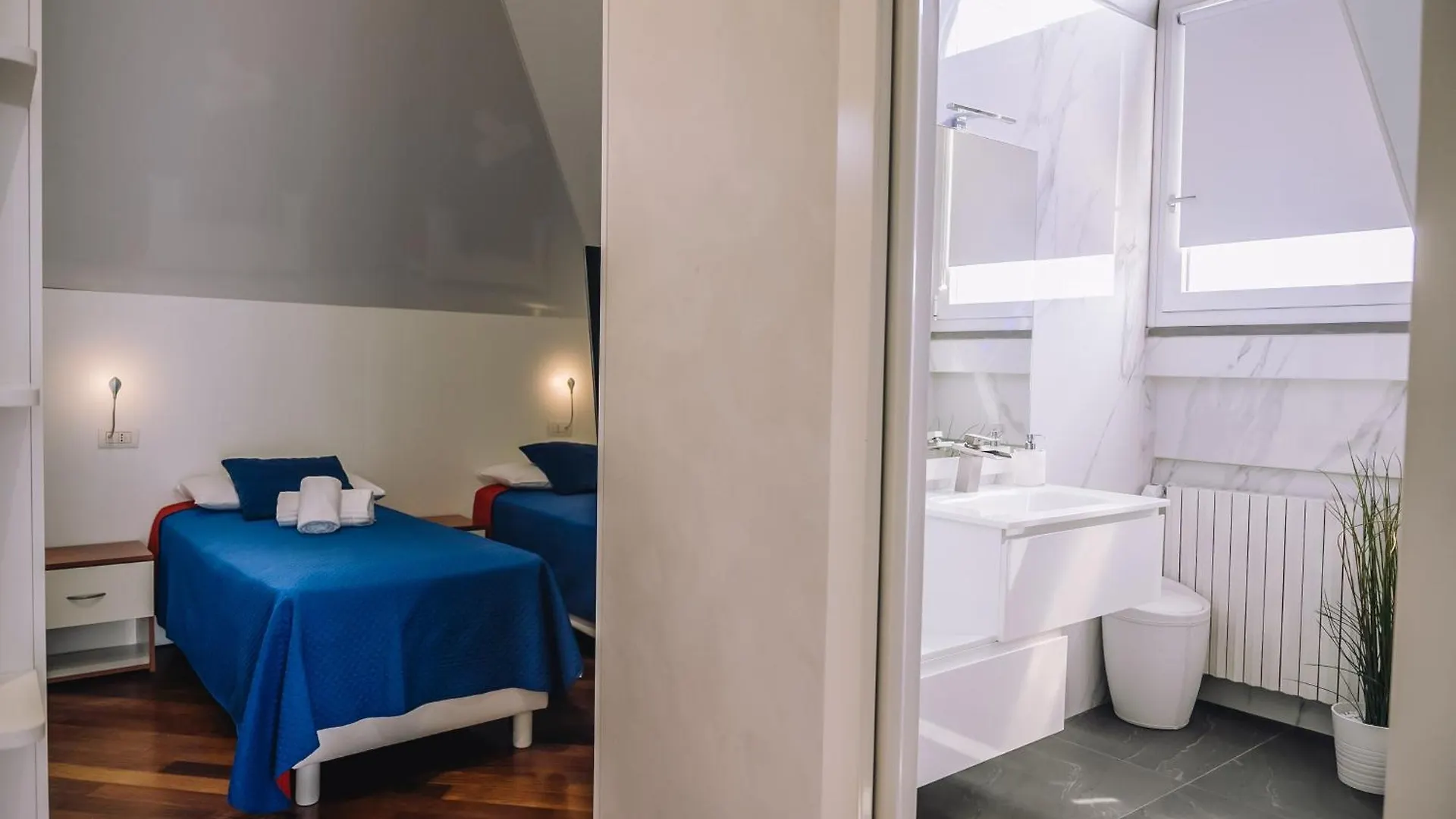 B&B Luxury Italian House Rho 0*,  Italy