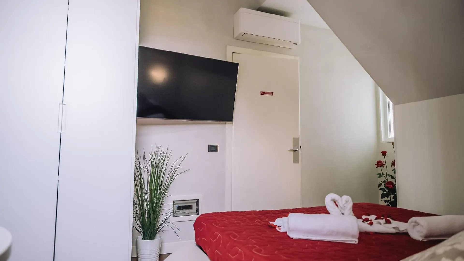 Guest house B&B Luxury Italian House Rho