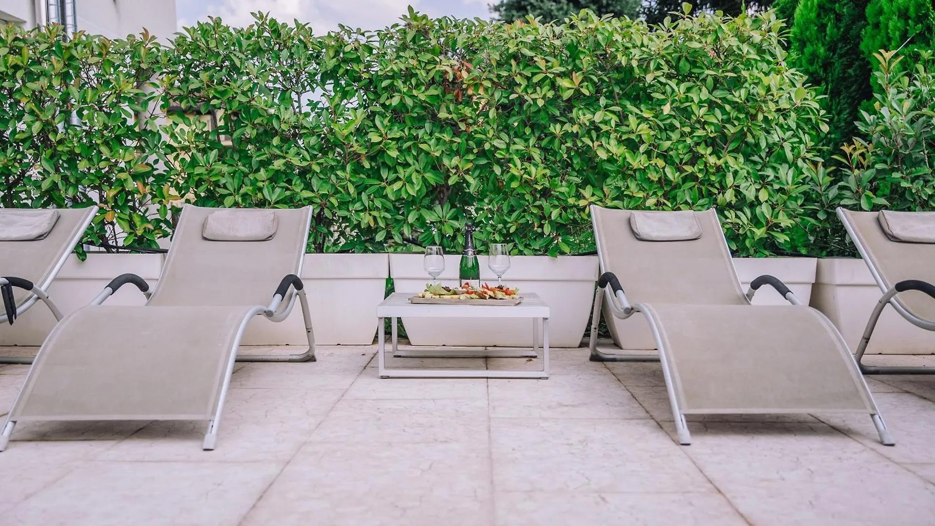 B&B Luxury Italian House Rho 0*,  Italien