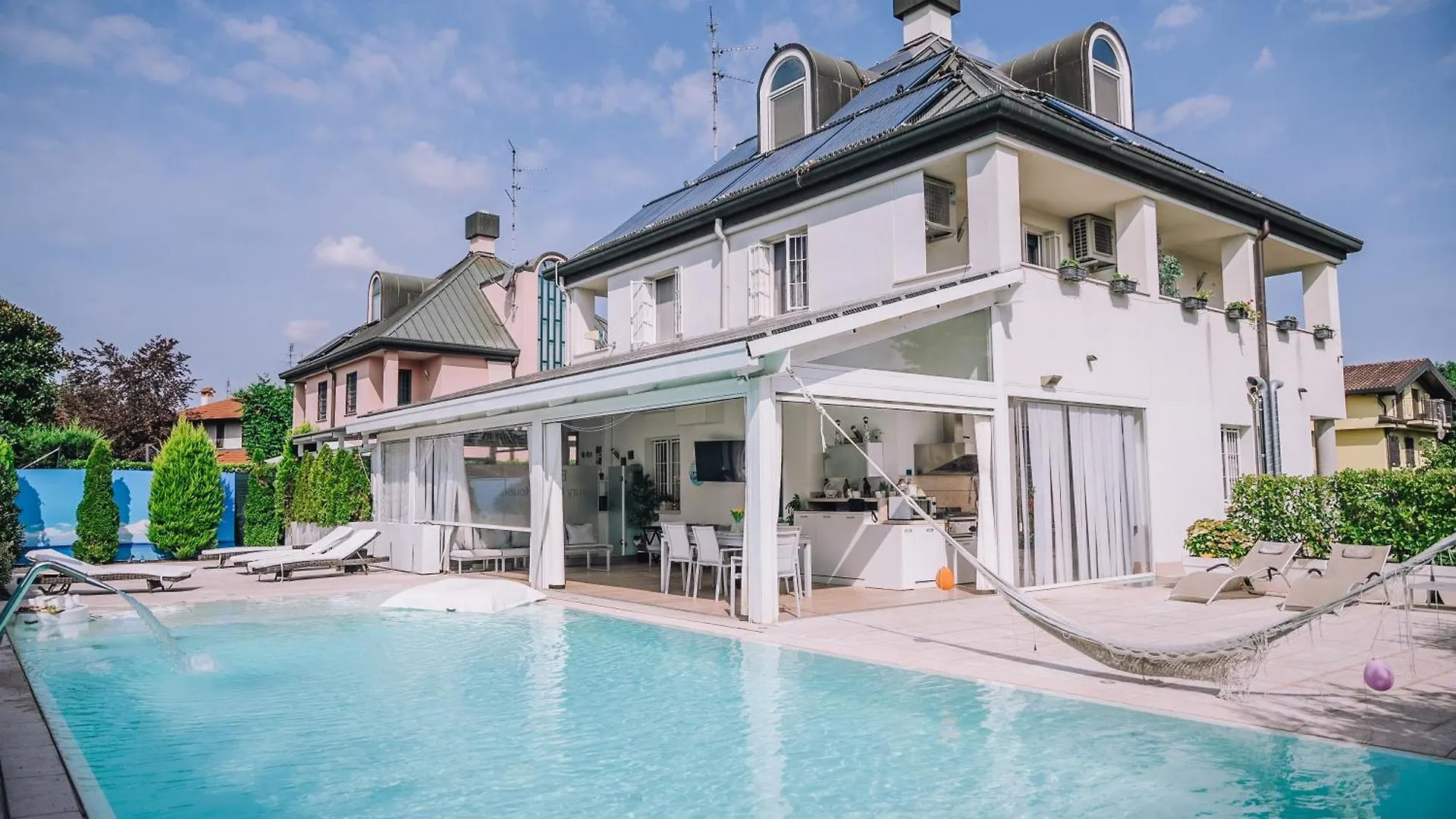 Guest house B&B Luxury Italian House Rho