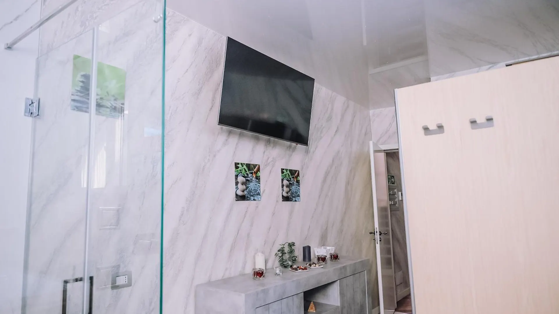 B&B Luxury Italian House Rho Guest house