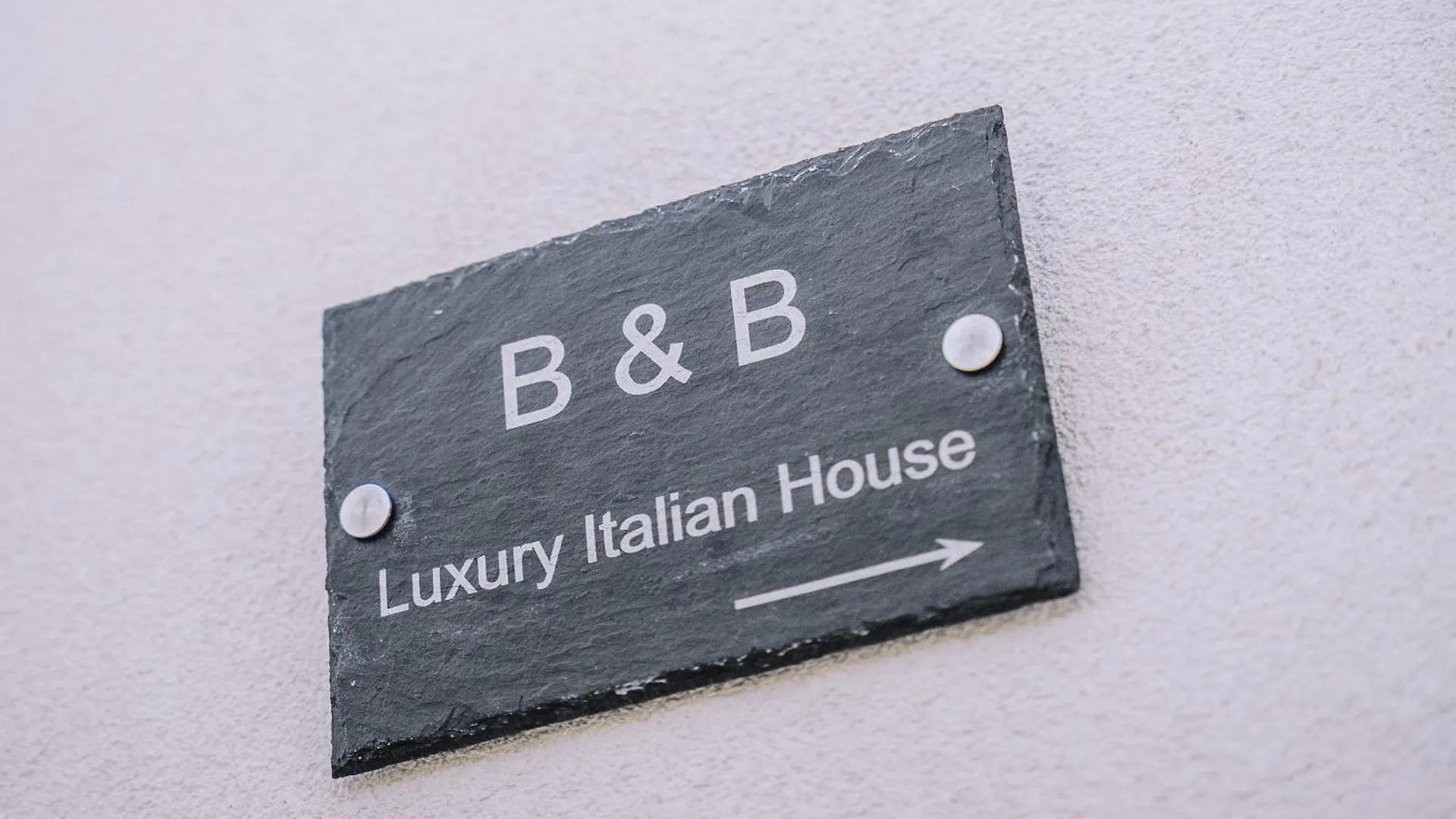 Guest house B&B Luxury Italian House Rho